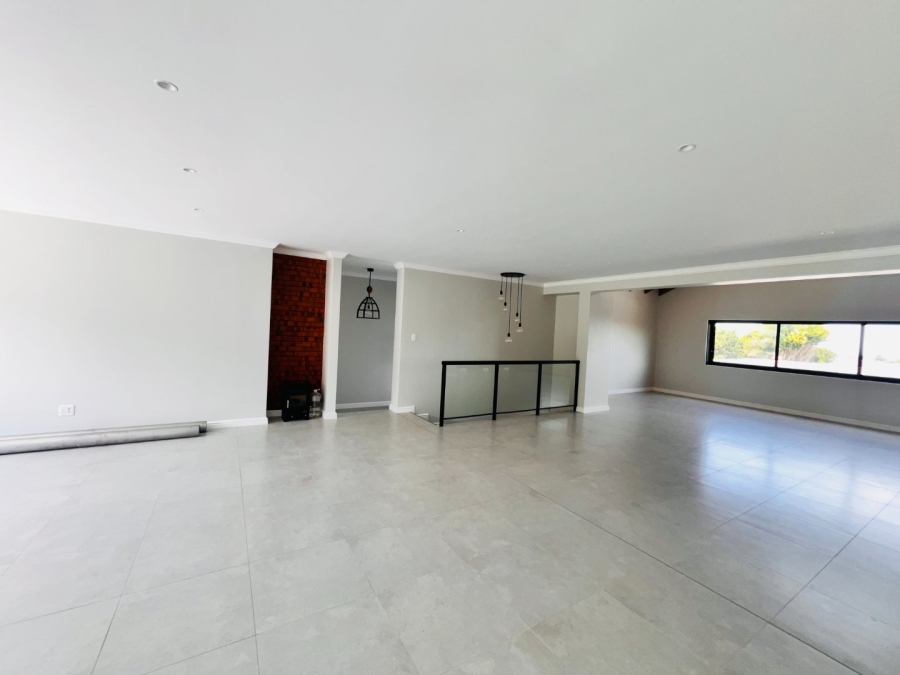 3 Bedroom Property for Sale in Wavecrest Eastern Cape